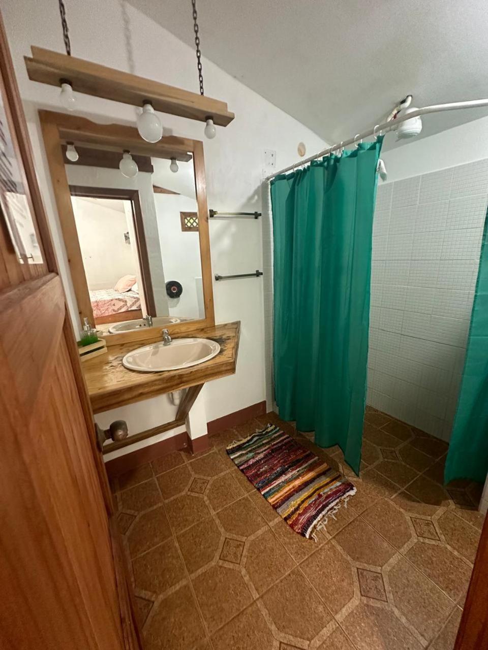 Hotel Don Quichotte Tortuguero Zewnętrze zdjęcie